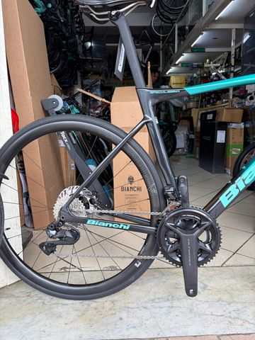 Použité Bianchi Specialissima COMP RIVAL AXS E1 2026 2026 Road & Gravel — obrázek 3 z 8