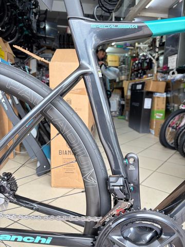 Použité Bianchi Specialissima COMP RIVAL AXS E1 2026 2026 Road & Gravel — obrázek 6 z 8