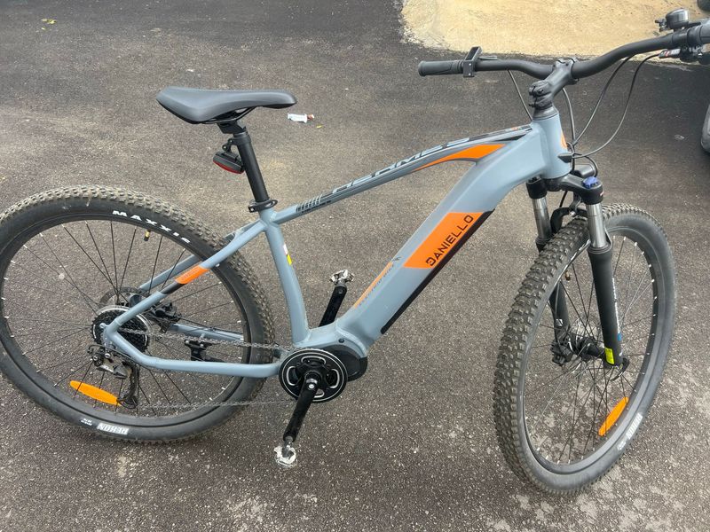 Used Daniello Custom Shimano Alivio 2026 MTB