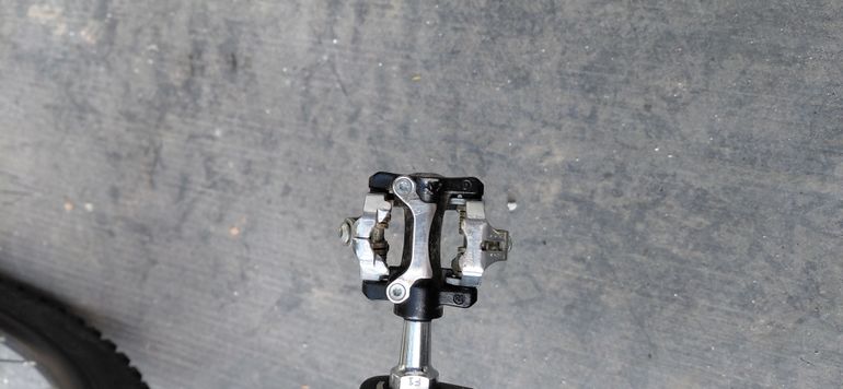 Used RACE MOUNTAIN R29 Carbon 2024 Mountainbike, Rot — image 12 of 13