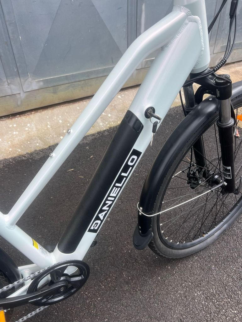 Used daniello Daniello Custom Shimano Altus 2026 Urban — image 2 of 3