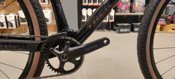 Tweedehands Trek CheckOUT SL 5 2026 2026 Road & Gravel — afbeelding 3 van 5