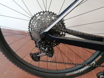 Canyon Exceed CF 6.0 2021 Mountainbike usato, Blu — immagine 4 di 8