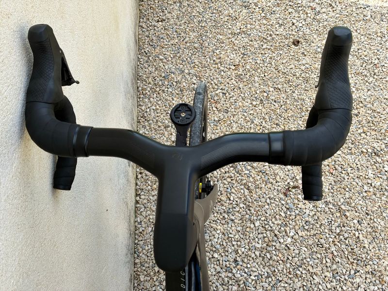 Używany Scott Addict RC 15 2022 2022 Road & Gravel — zdjęcie 7 z 9