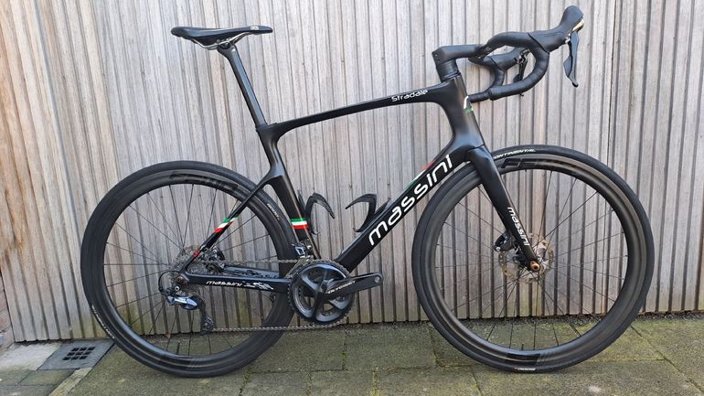 Used Massini Stradale Massini Stradale Custom Shimano Ultegra 2021 Road & Gravel, Black — image 1 of 12