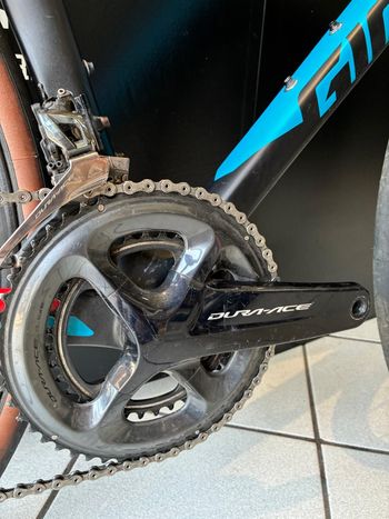 Used Giant TCR Advanced Pro 0 2017 2017 Road & Gravel, Black — image 5 of 7