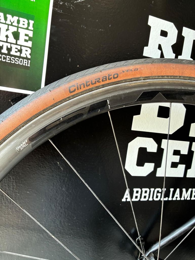 Used Giant TCR Advanced Pro 0 2017 2017 Road & Gravel, Black — image 3 of 7