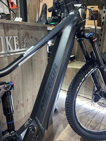 Used Merida eONE-FORTY 400 SE 2024 2024 Mountainbike — image 4 of 7