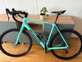 Used Bianchi Arcadex COMP GRX 610/822 disc 2024 2024 Road & Gravel, Blue — image 1 of 9
