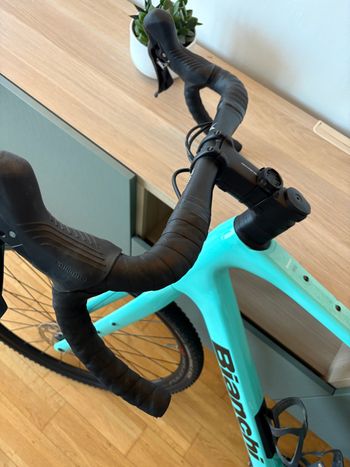 Used Bianchi Arcadex COMP GRX 610/822 disc 2024 2024 Road & Gravel, Blue — image 6 of 9