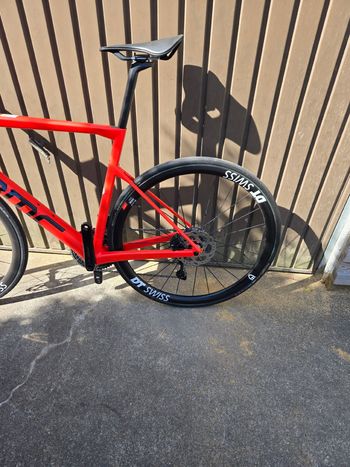Used BMC Teammachine SLR THREE 2025 2025 Road & Gravel, Red — image 4 of 18