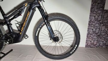 Used Lapierre Overvolt TR 6.7 2024 2024 Mountainbike, Light Gray, 27.5 — image 3 of 7