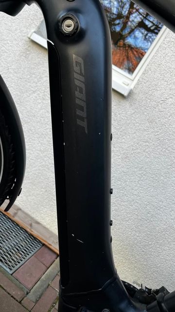 Used Giant Explore E+ 1 625Wh 2022 2022 Urban, Light Gray — image 2 of 15