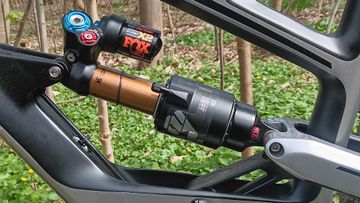 Gebrauchtes YT Industries Capra SRAM GX Eagle AXS 2018 Mountainbike, Hellgrau, 27, 5 (650B) — Bild 4 von 14