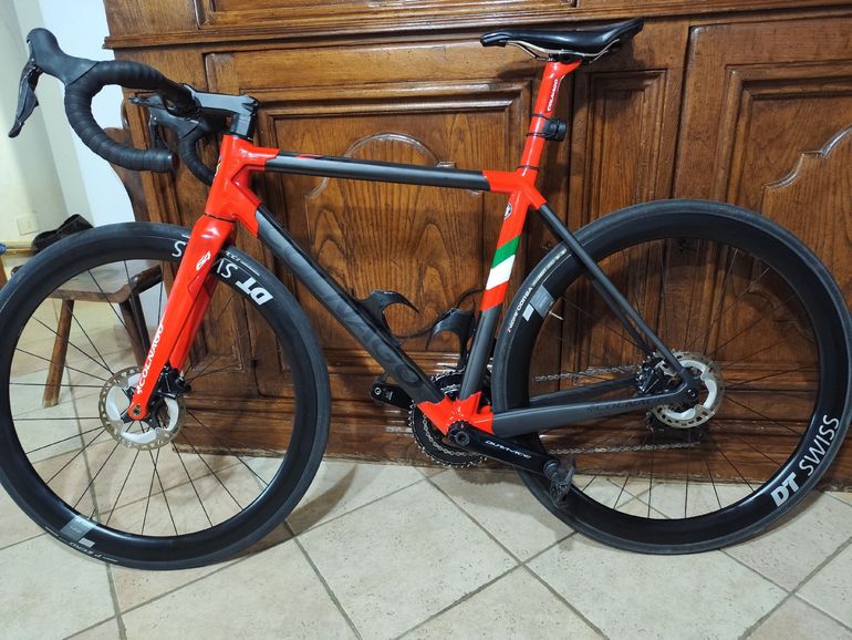 Used Colnago C64 Disc Kaizen Pro Bike 2022 2022 Road & Gravel, Red — image 2 of 5