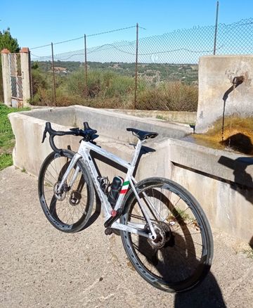 Used Colnago V3-rs Shimano Ultegra Di2 2022 Road & Gravel, White — image 2 of 8