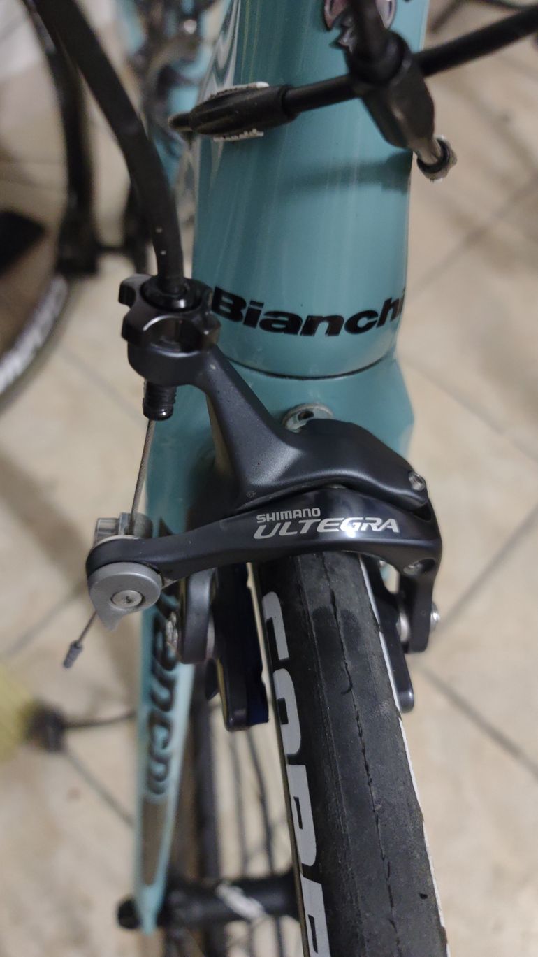 Used Bianchi Intenso Ultegra 2017 Road & Gravel, Blue — image 3 of 5
