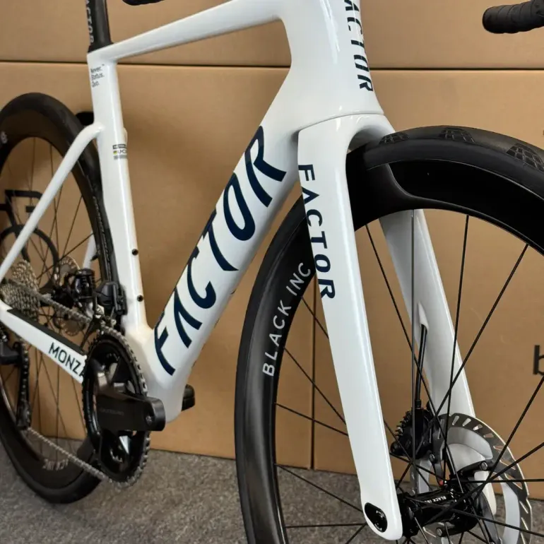 Used Factor Factor Monza - Shimano Ultegra Di2 49cm (2024) 2024 Road & Gravel, White — image 3 of 7