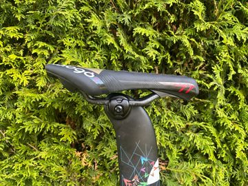 Factor HANZO Frameset Premium 2024 Frameset 2024 Road & Gravel usato, Nero — immagine 3 di 17