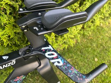 Factor HANZO Frameset Premium 2024 Frameset 2024 Road & Gravel usato, Nero — immagine 7 di 17