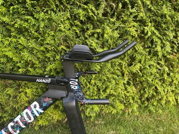 Factor HANZO Frameset Premium 2024 Frameset 2024 Road & Gravel usato, Nero — immagine 6 di 17