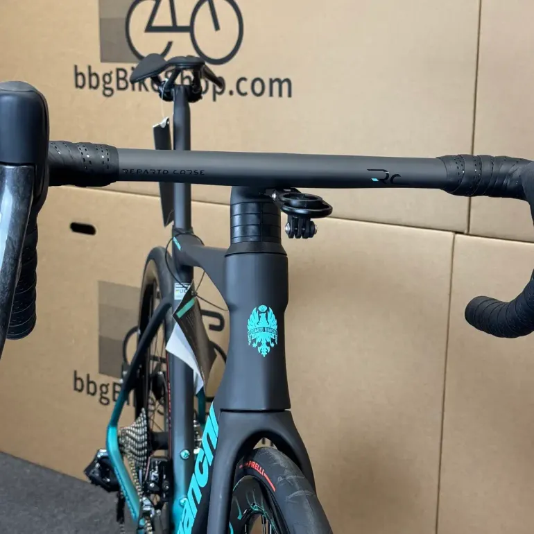 Used Bianchi Specialissima RC Sram Red eTap AXS 2024 2024 Road & Gravel, Black — image 5 of 11