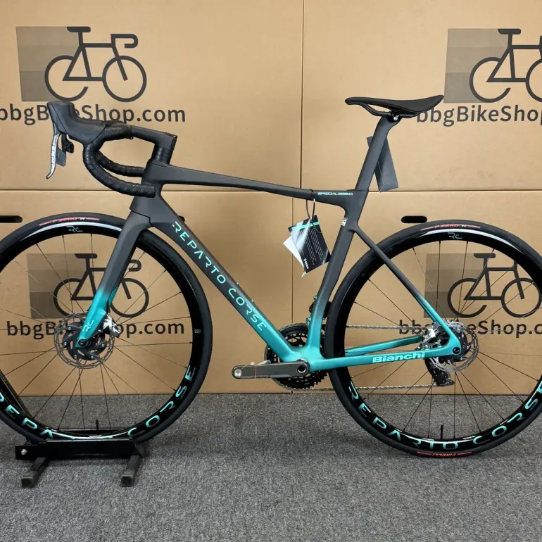 Used Bianchi Specialissima RC Sram Red eTap AXS 2024 2024 Road & Gravel, Black — image 2 of 11