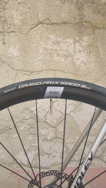Used Ridley Fenix SLA Disc - Shimano 105 2x11sp 2023 2023 Road & Gravel, Light Gray — image 5 of 7