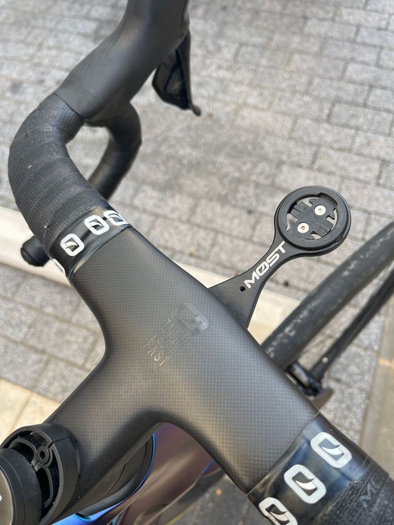 Used Pinarello Dogma Shimano Dura Ace Di2 2025 Road & Gravel — image 6 of 14