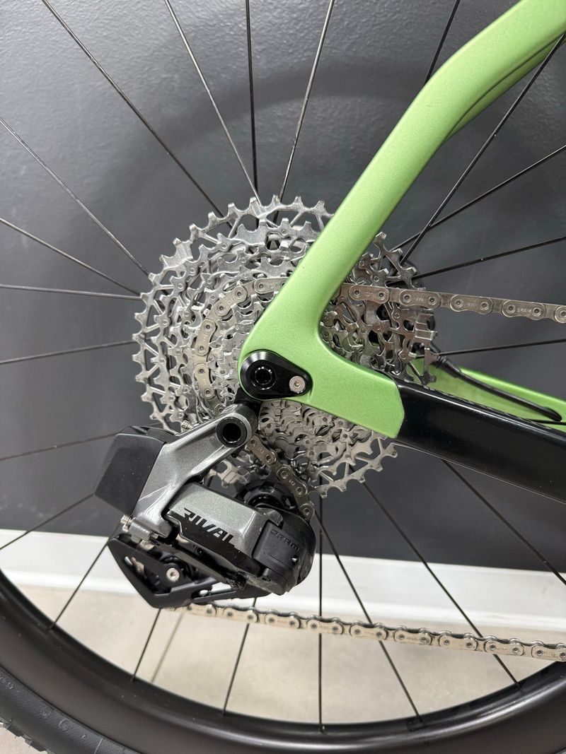 Tweedehands Pinarello Grevil SRAM Rival 2023 Road & Gravel — afbeelding 3 van 10