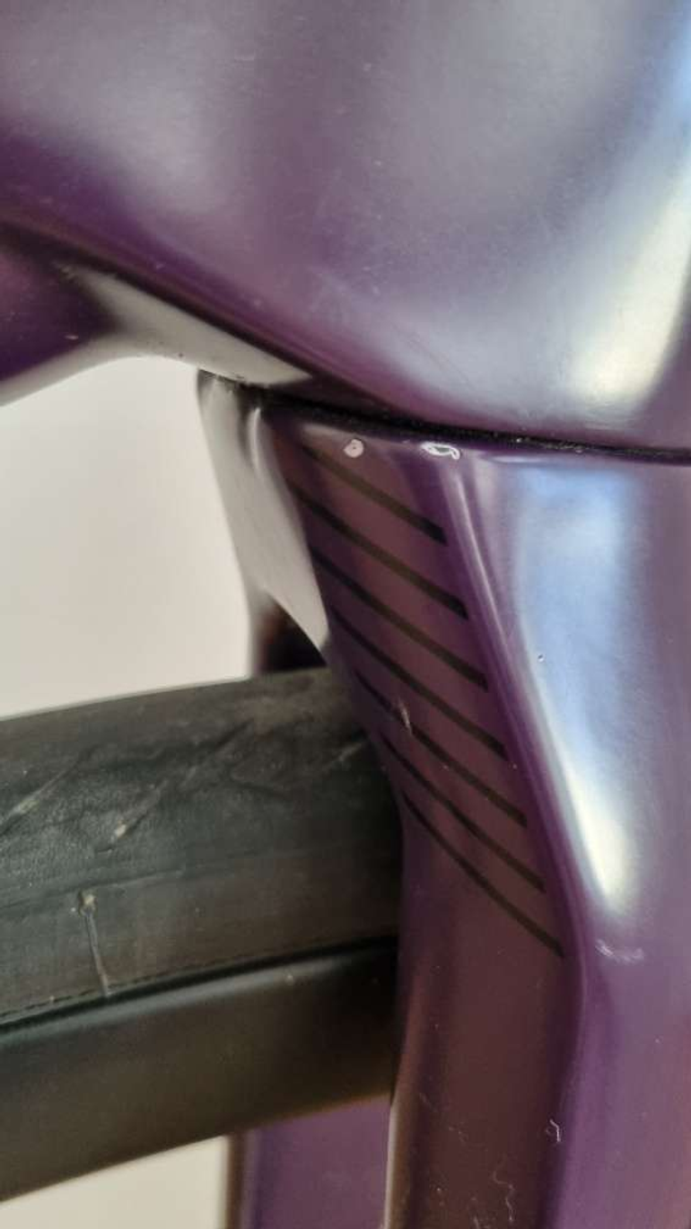 Used BMC BMC Roadmachine 01 Four SRAM Force D1 2022 Road & Gravel, Purple — image 8 of 9