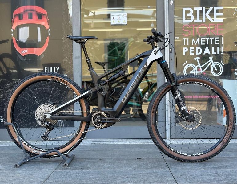 Used Whistle Whistle B-Rush Shimano Deore XT 2021 2021 Mountainbike, Black — image 1 of 4