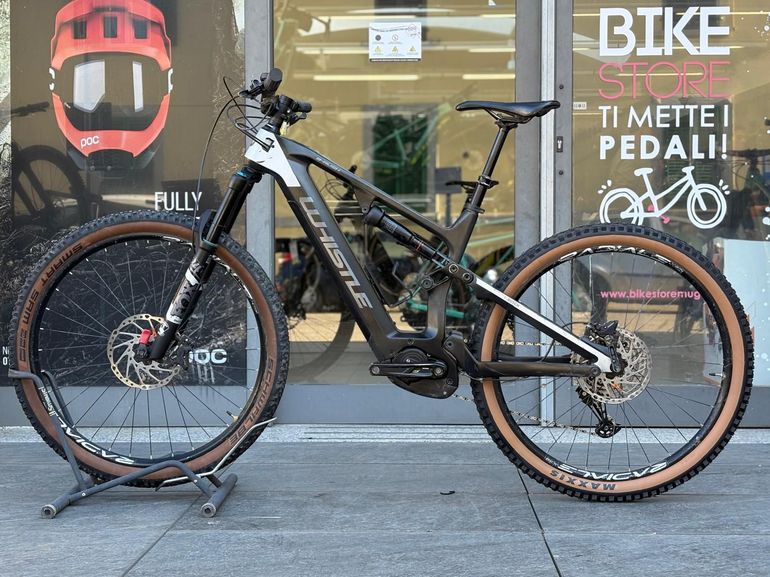 Used Whistle Whistle B-Rush Shimano Deore XT 2021 2021 Mountainbike, Black — image 2 of 4