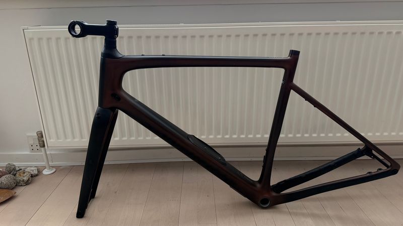 Specialized s works diverge S-Works Diverge Frameset 2021 Road & Gravel usato, Nero — immagine 2 di 9