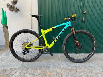 Używany Trek Supercaliber 9.8 GX AXS Gen 1 2021 2021 MTB