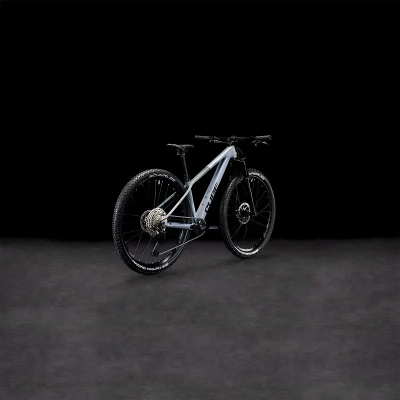 Used CUBE ACCESS WS C:62 PRO 2024 2024 Mountainbike, Light Gray, 27.5, 29 — image 2 of 8