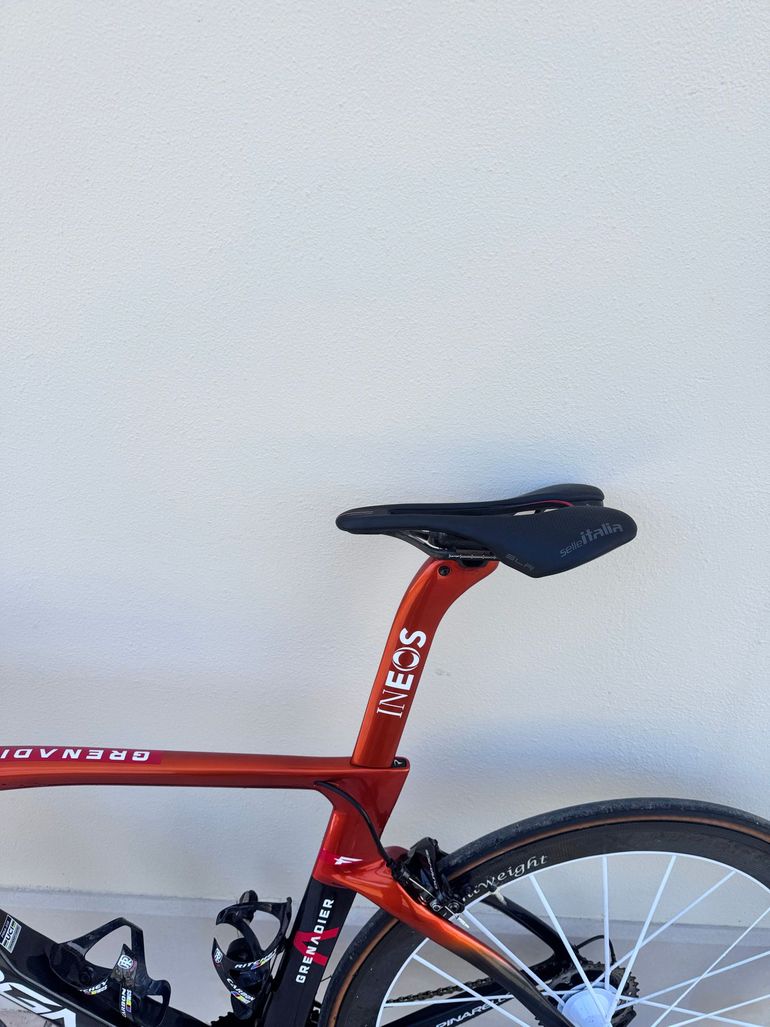 Used Pinarello dogma F durace 11 Speed Pinarello dogma F durace 11 Speed Custom Shimano Dura Ace 2024 Road & Gravel — image 16 of 17