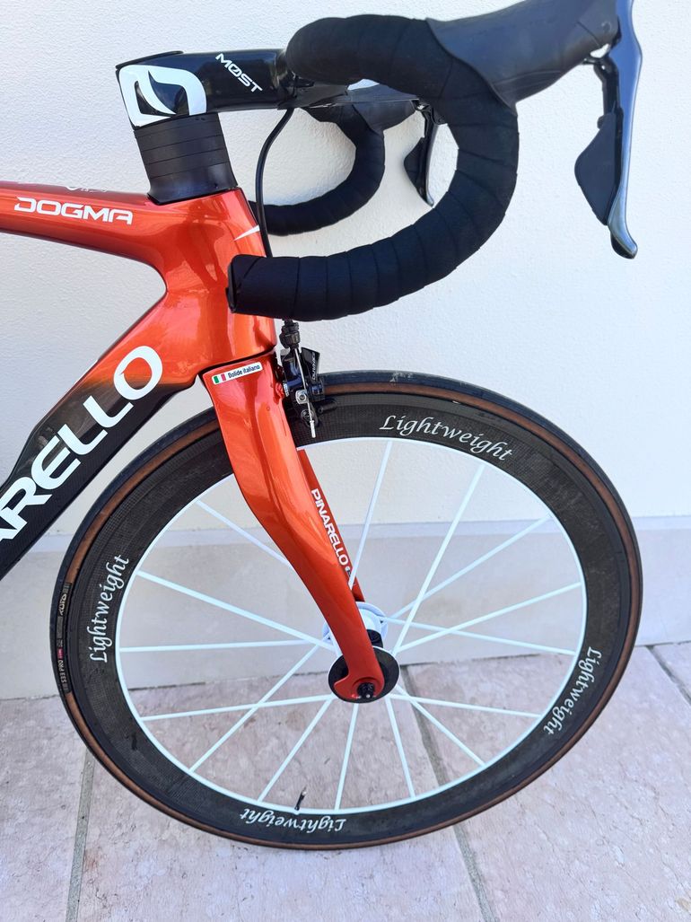Used Pinarello dogma F durace 11 Speed Pinarello dogma F durace 11 Speed Custom Shimano Dura Ace 2024 Road & Gravel — image 4 of 17