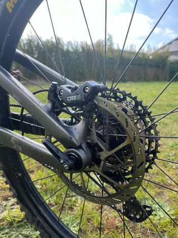 Used Trek Fuel EX 9.8 XT Gen 6 2024 2024 Mountainbike, Light Gray, 29 — image 12 of 15