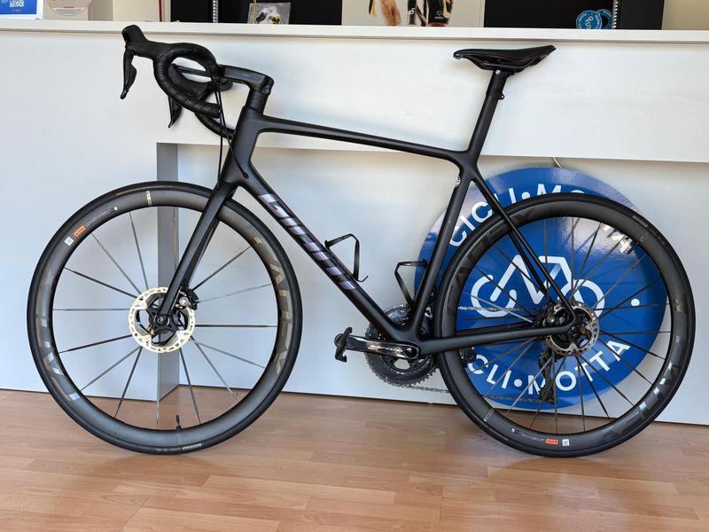 Used Giant TCR Advanced SL Disc 0 Dura-Ace 2022 2022 Road & Gravel
