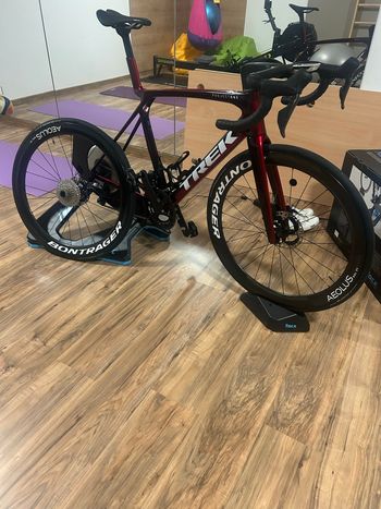 Used Trek Madone 2024 Road & Gravel — image 3 of 7