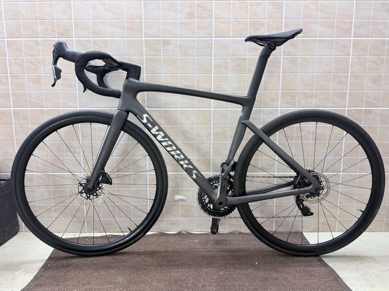 Used Specialized S Works Custom SRAM Force eTap AXS 2023 Road & Gravel, Light Gray — image 2 of 22