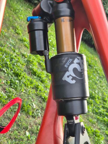 Used Specialized Turbo Levo SRAM X01 Eagle AXS 2022 Mountainbike, Red — image 9 of 11