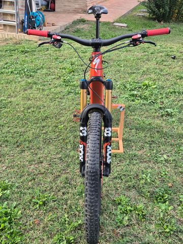 Used Specialized Turbo Levo SRAM X01 Eagle AXS 2022 Mountainbike, Red — image 2 of 11