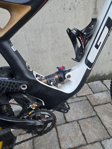 Tweedehands GT Force Team 2017 Mountainbike — afbeelding 10 van 10