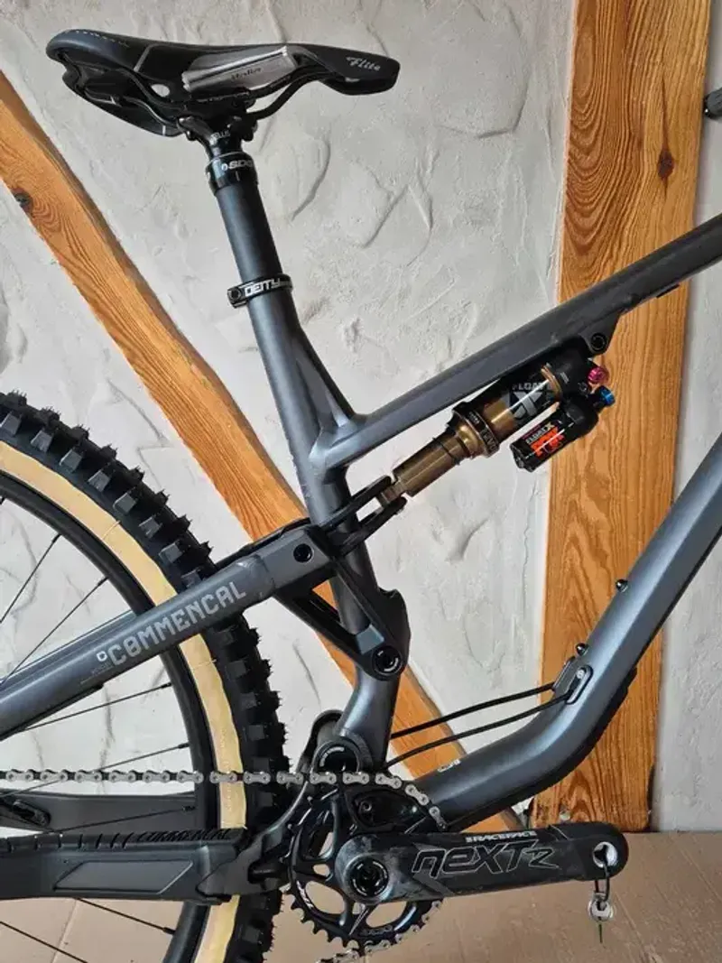 Gebrauchtes Commencal META TR Shimano Deore XT 2023 Mountainbike, Hellgrau — Bild 6 von 12