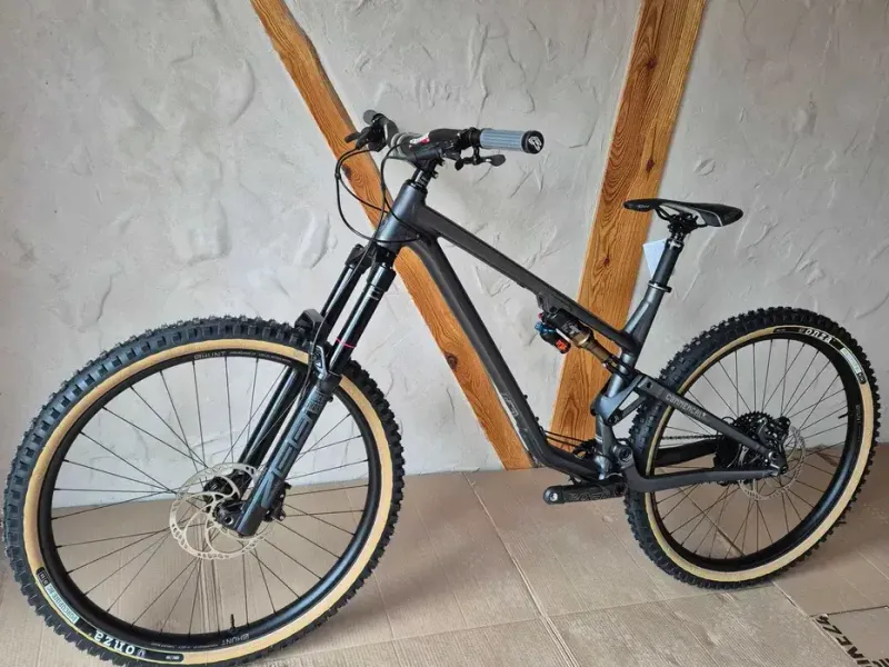 Gebrauchtes Commencal META TR Shimano Deore XT 2023 Mountainbike, Hellgrau — Bild 3 von 12