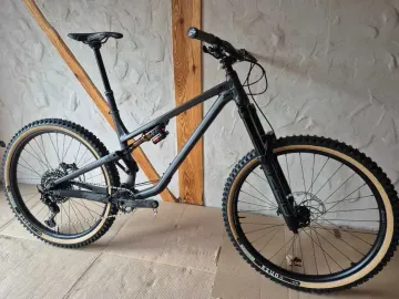 Gebrauchtes Commencal META TR Shimano Deore XT 2023 Mountainbike, Hellgrau — Bild 12 von 12