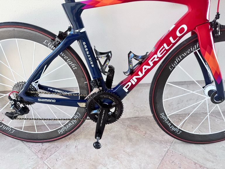 Used Pinarello dogma F durace 11 Speed Pinarello dogma F durace 11 Speed Custom Shimano Dura Ace 2024 Road & Gravel, Red — image 5 of 8