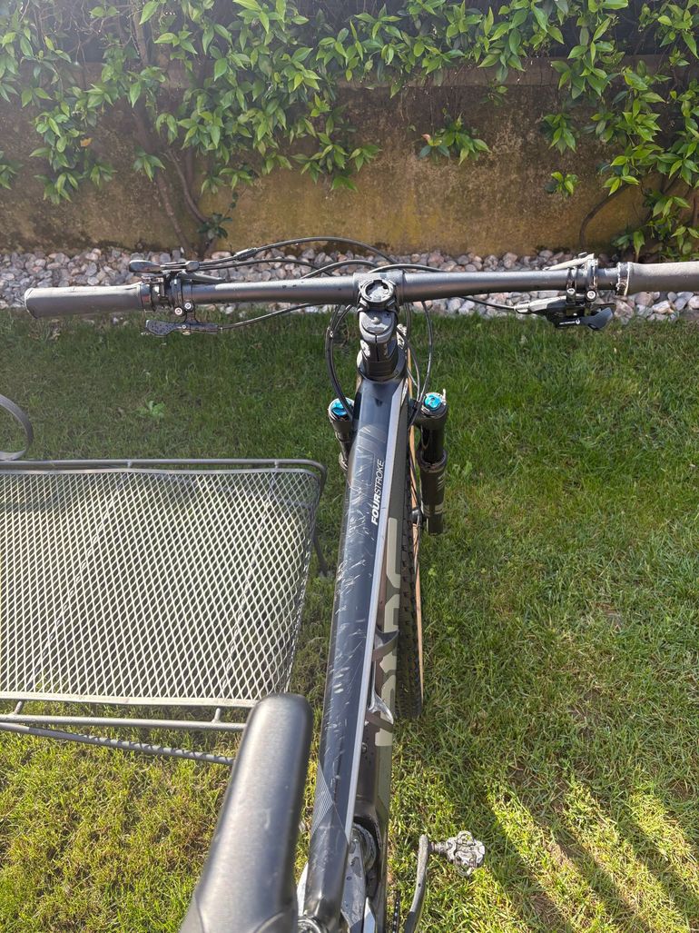 Used BMC Fourstroke 01 THREE 2020 2020 Mountainbike, Schwarz, 29 — image 3 of 7